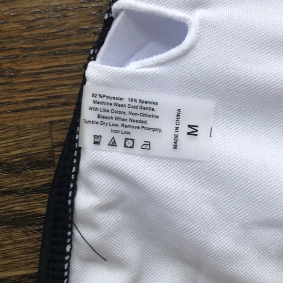 NWOT  - Leopard print plunging bathing suit - Picture 3 of 3